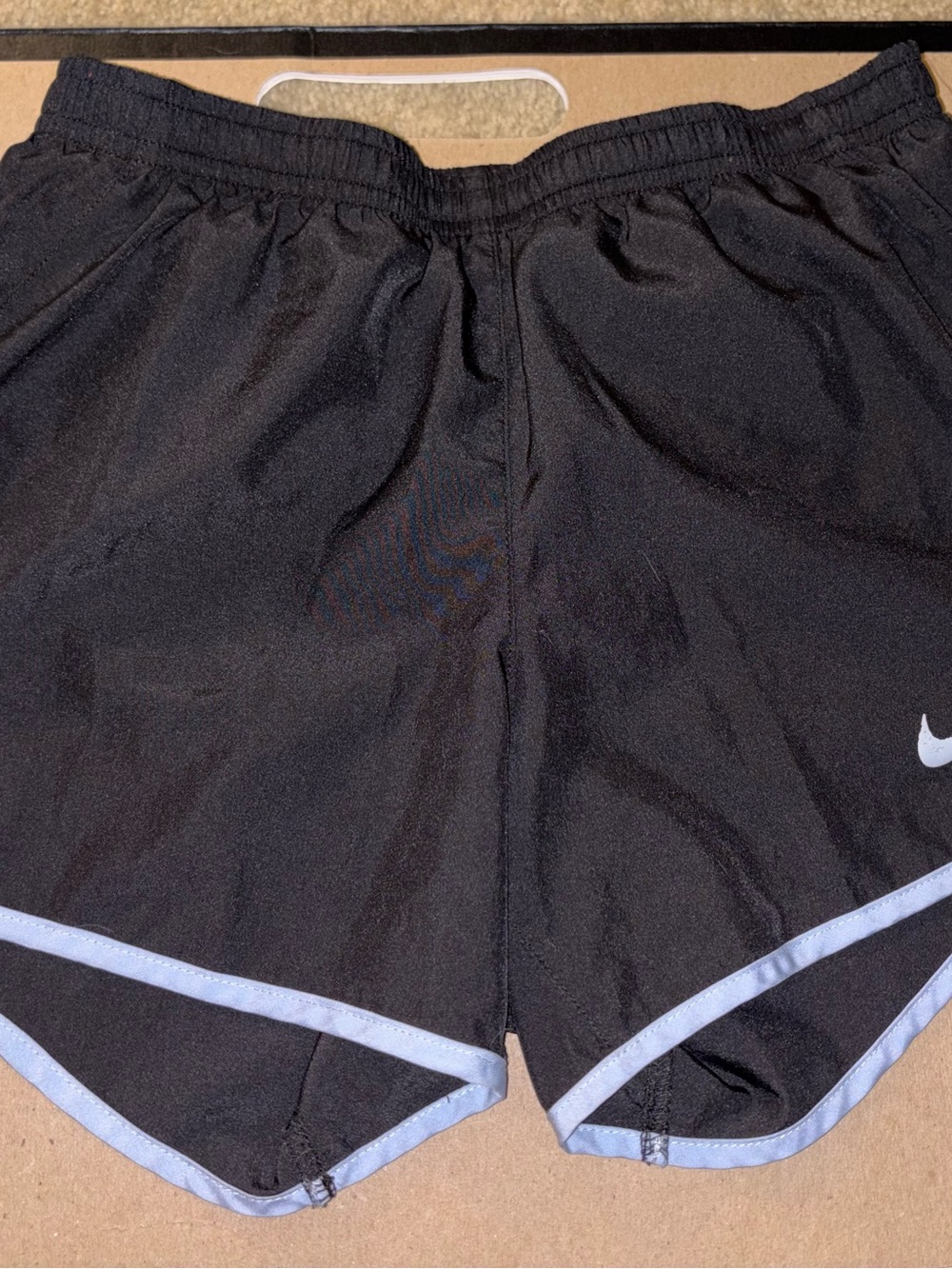 Nike Women's Black Athletic Shorts with Contrast Trim (XS)